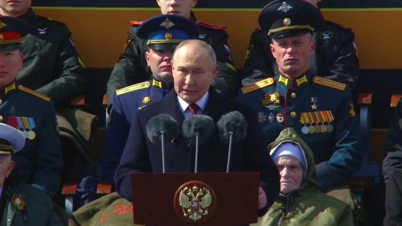 Путин на Денот на победата: Русија нема да дозволи никој да и се заканува