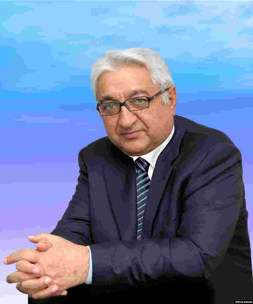 Mehriban Əliyevanın atası, akademik, fizika-riyaziyyat elmləri dokyoru Arif Pashayev.