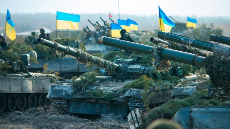 Як Украіна рыхтуецца да вайны. Меркаваньне ўкраінскага палітоляга