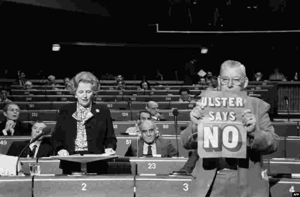 Margaret Thatcher delivers a speech at the European Parliament in Strasbourg in December 1986.