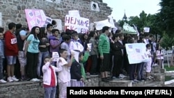 Протест против екстерното текстирање во Прилеп, мај 2013.