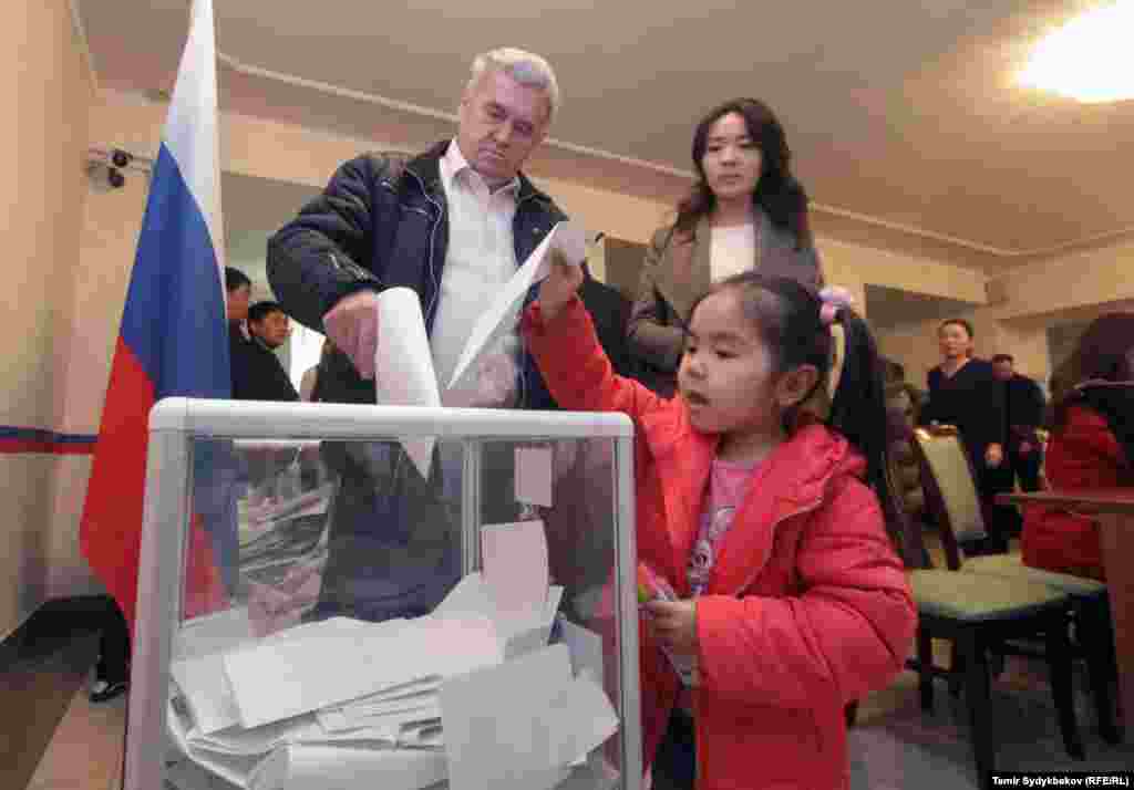 На консульском учете на территории Кыргызстана состоит 20 тысяч граждан России.