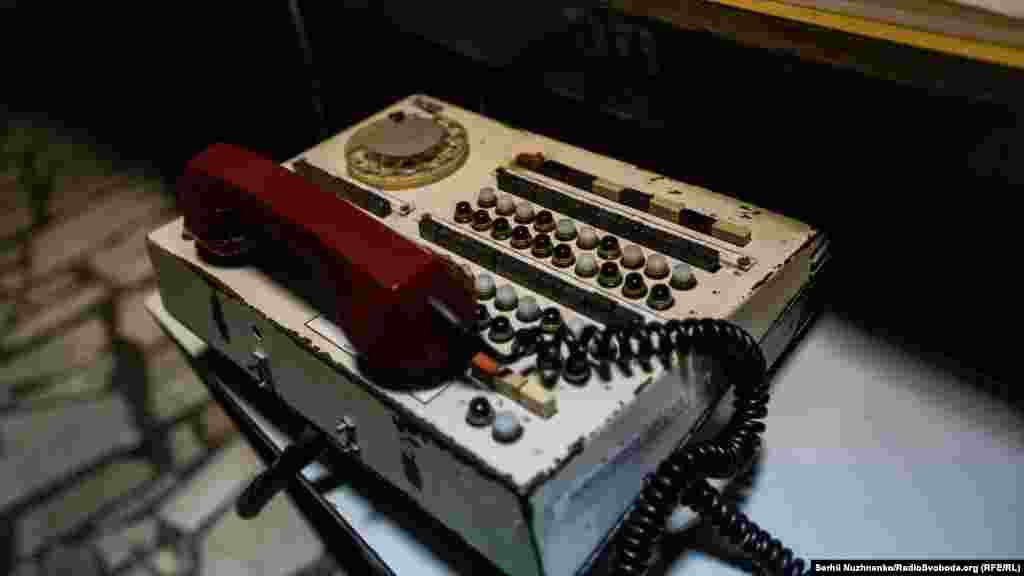 The phone used for communication between staff in the control room and the senior engineer