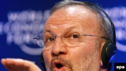 Iranian Foreign Minister Manuchehr Mottaki