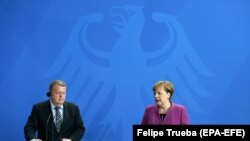 Меркель и премьер-министр Дании 12 апреля.