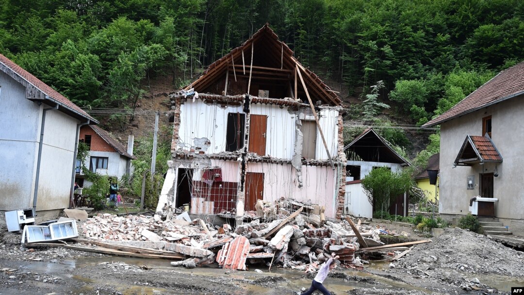 Srbija, Krupanj, 130 kilometara od Beograda