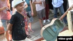 Սերբիա - Աֆղանստանցի «Փոքրիկ Պիկասո» Ֆարհադ Նուրիի ցուցահանդեսը Բելգրադում, 9-ը օգոստոսի, 2017թ․