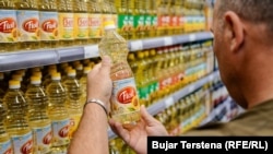 Едно од најпродаваните масла произведено од компанијата Флуиди, која моментално извезува помалку од една третина од своите производи