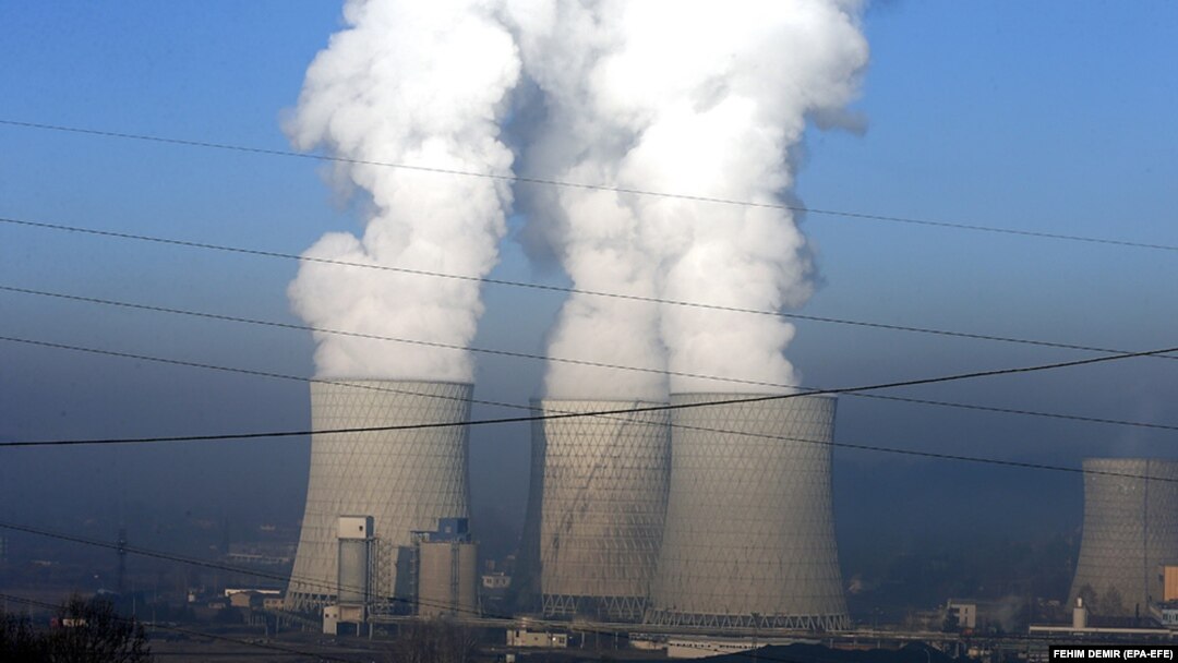 Najveći zagađivači su i dalje termoelektrane (na fotografiji Termoelektrana Tuzla)