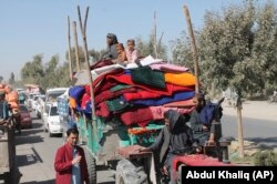 بیجا شدن هزاران خانواده در نتیجه نبردهای اخیر در هلمند