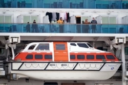 Пассажиры на борту лайнера Diamond Princess. 7 февраля 2020 года