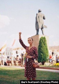 Дар’я падчас мітынгу на плошчы Леніна ў Горадні на пачатку пратэстаў