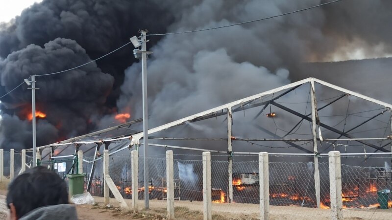 Пожарот во мигрантскиот камп кај Бихаќ ја уништи целата инфраструктура