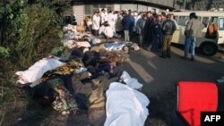 Тела погибших в ходе событий в октябре 1993 года в Москве 