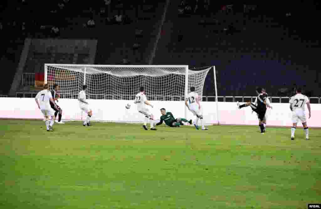 Qarabağ 0-0 Streymur #13