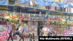 شارع في القاهرة عشية الاحتفال بالمولد النبوي