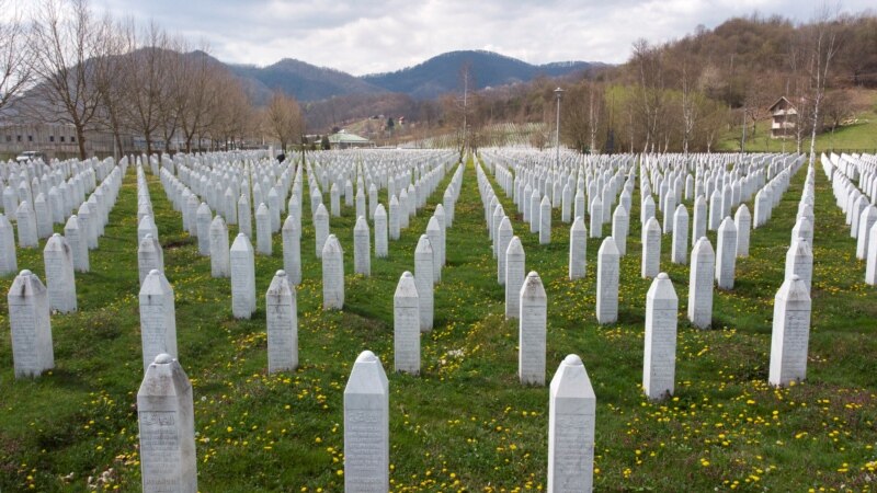 Përkujtime të ndara për viktimat e Srebrenicës 