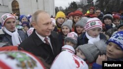 Президентът на Русия Владимир Путин съобщи, че се е ваксинирал, но не каза с коя ваксина