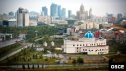 Pamje e kryeqytetit Astana në Kazakistan