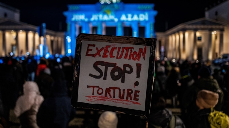 ادامۀ اعدام در ایران در میانۀ جنگ؛ قوه قضاییه دو نفر دیگر را هم اعدام کرد