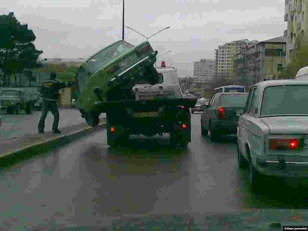 Azerbaycanli supermen