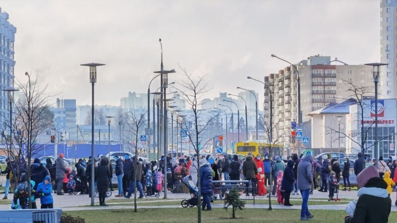 Dhjetëra të arrestuar në Bjellorusi në marshet kundër Lukashenkës