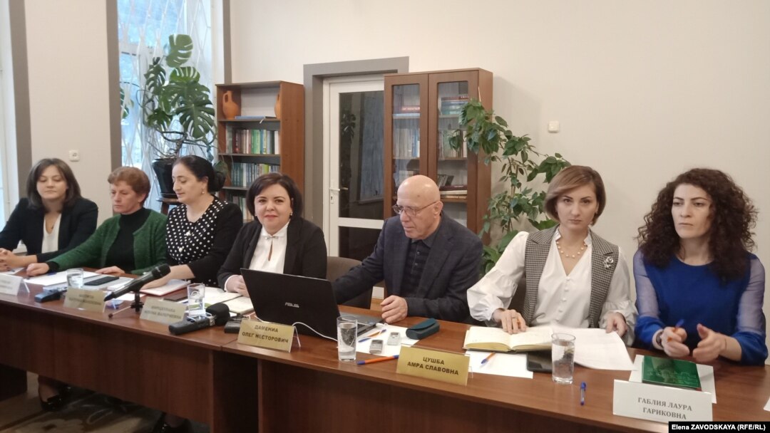 Олег Дамения сообщил, что коллектив ЦСИ готов продолжать работать и выполнять серьезные исследовательские проекты, в которых нуждается общество