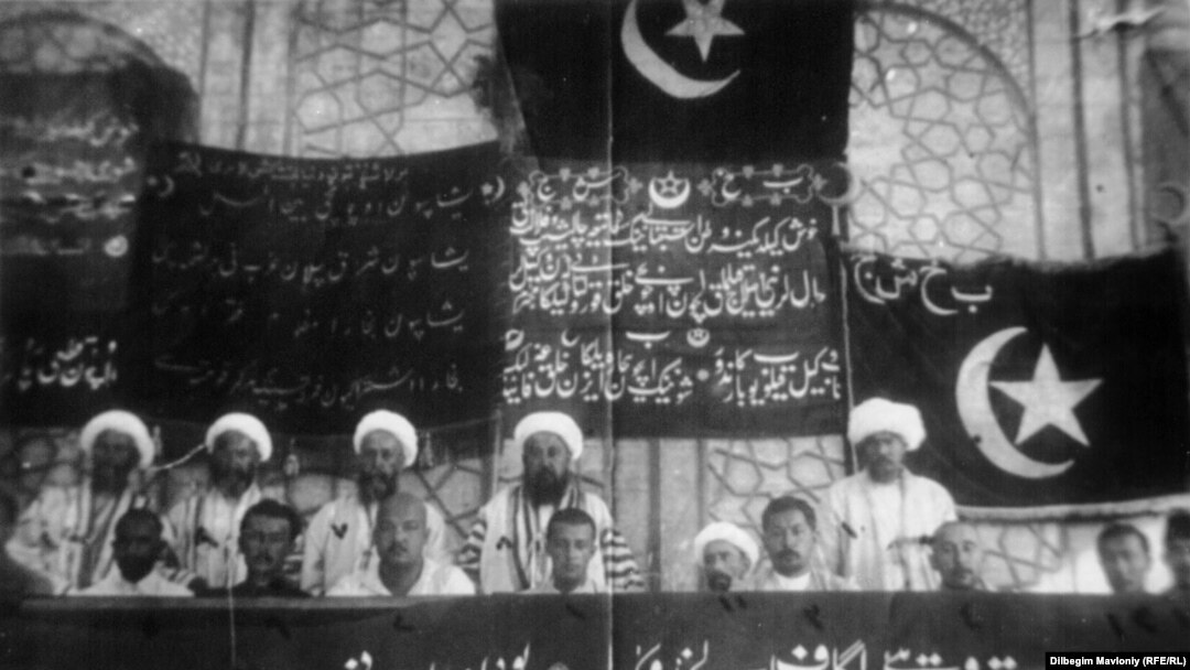 Porno isyonchi kompaniya porno Novokuybyshevskdagi juda jozibali qizlar