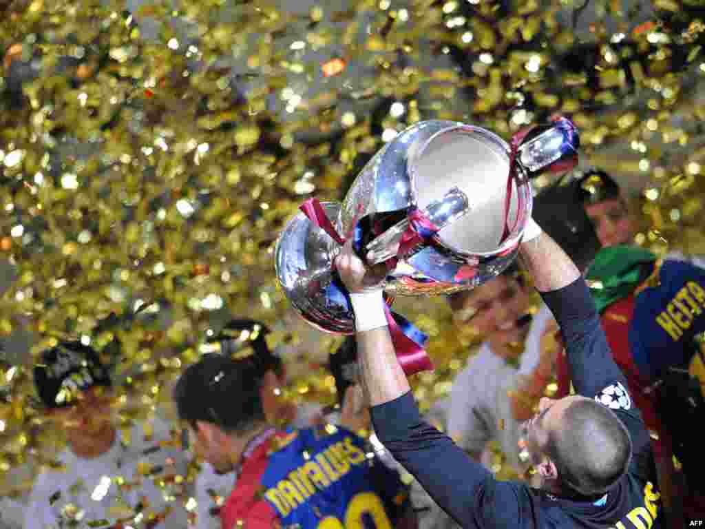 "Барселона" стала обладателем кубка Лиги чемпионов 