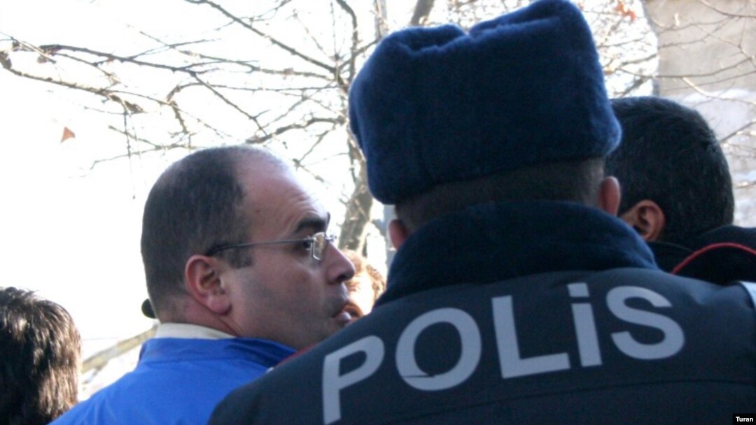 Jurnalistlər daha çox polis zorakılığına məruz qalırlar