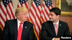 U.S. -- US President-elect Donald Trump (L) meets with Speaker of the House Paul Ryan (R-WI) on Capitol Hill in Washington, November 10, 2016