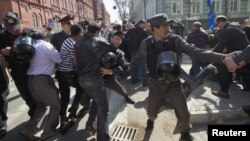 Intervenție a poliției la protestele de la Astrahan