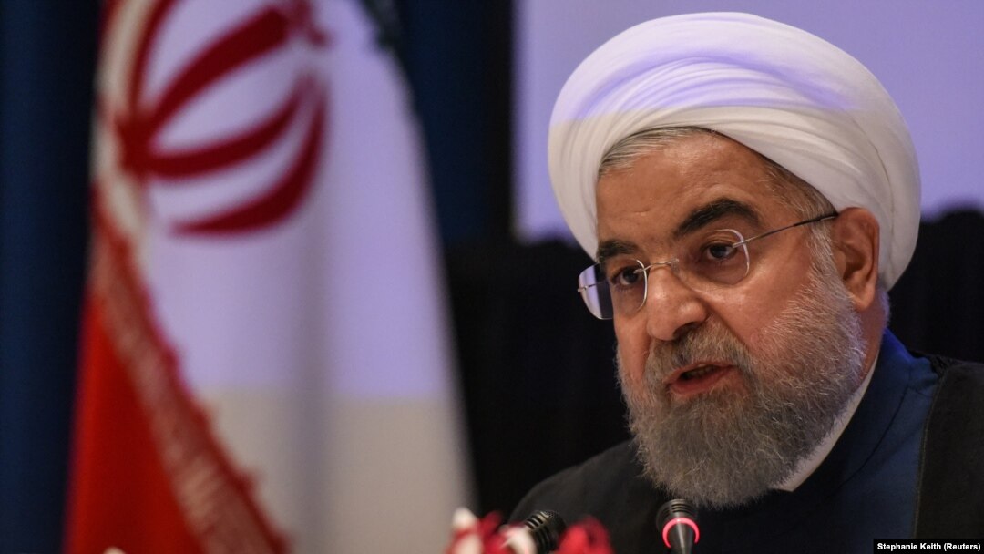 حسن روحانی می‌گوید «داشته‌های» دانش‌آموزان در کشورهای پیشرفته بیشتر از دانش‌آموز ایرانی است