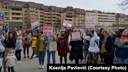 Zbog stanja u Domu zdravlja, duže od mesec dana traju protesti u Mladenovcu