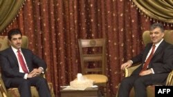 Nechirvan Barzani (left), the prime minister of the Kurdish Regional Government, meets with Turkish President Abdullah Gul in Baghdad on March 24.