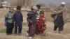Пакистан: чатырда карыган ооган качкындары