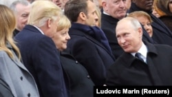 Ֆրանսիա - ԱՄՆ և Ռուսաստանի նախագահները հանդիպում են Առաջին աշխարհամարտի ավարտի 100-ամյակին նվիրված միջոցառման ժամանակ, Փարիզ, 11-ը նոյեմբերի, 2018թ․