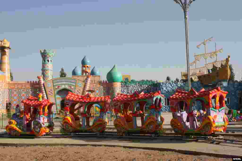 Бузургтарин тафреҳгоҳи атфол #32