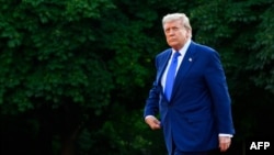 Дональд Трамп після прибуття до Гааги на саміт НАТО, 24 червня 2025 року
