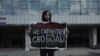 Одиночный пикет в защиту сестер Хачатурян в Томске