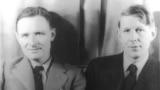 Кристофер Ишервуд (слева), писатель и драматург, и Уистен Хью Оден. Февраль 1939. Фото Carl Van Vechten