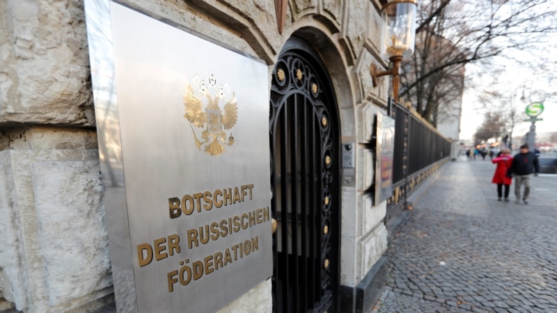 Ruski diplomata pronađen mrtav ispred ambasade u Berlinu 