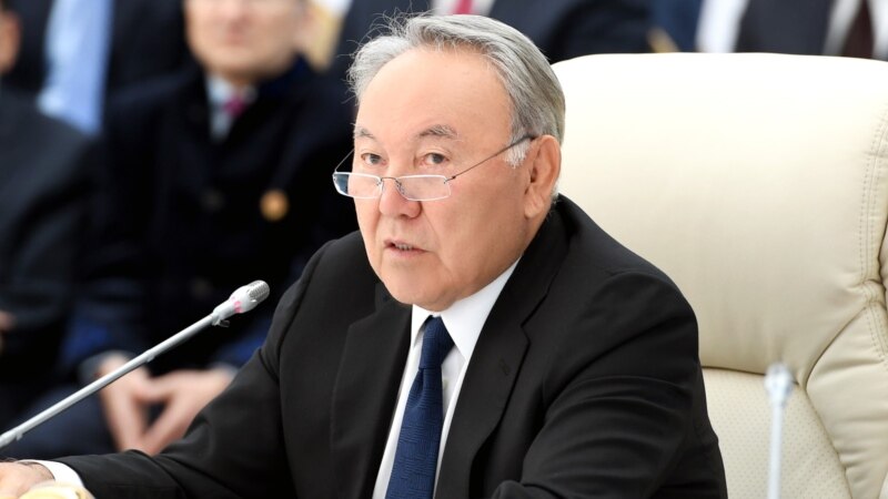 Нурсултан Назарбаев призвал заняться производством товаров в Казахстане 