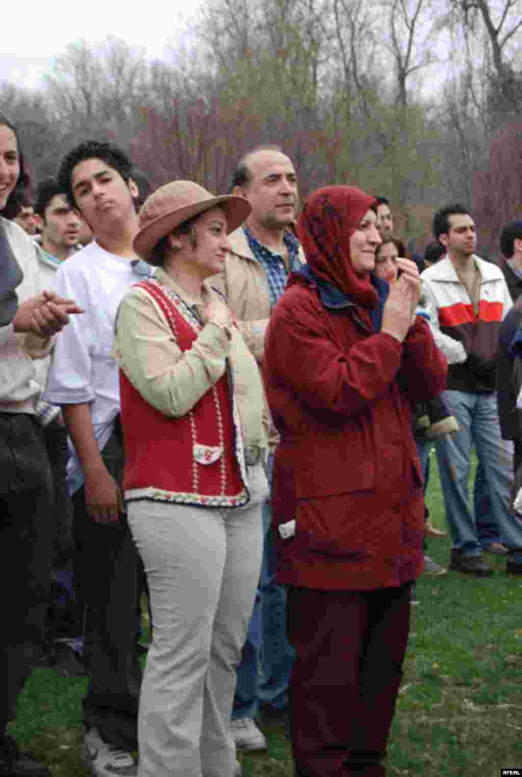 U.S. -- 13 Bedar in Black Hill, 13 bedar is the Persian Festival of springs. It is a full day of mass Outdoors Picnic, which occurs on the 13th day of Norouz, 01Apr2007