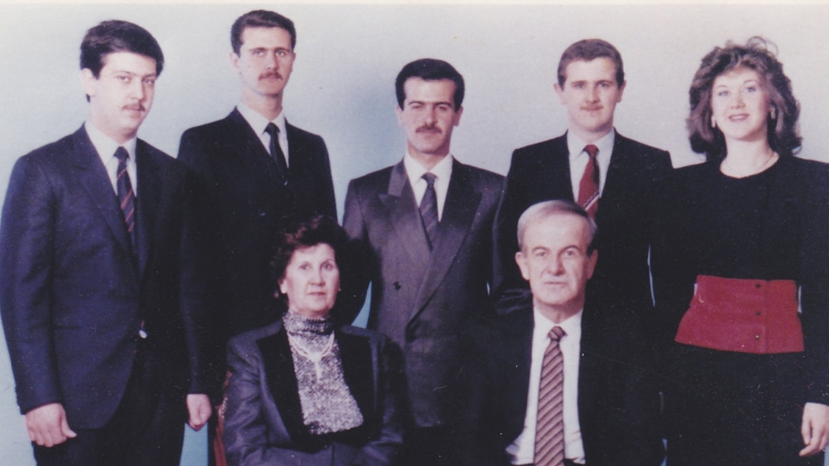 Бащата беше на власт 30 години, синът – още четвърт