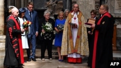 Церемонія поховання праху Стівена Гокінґа у Вестмінстерському абатстві в Лондоні, 15 червня 2018 року