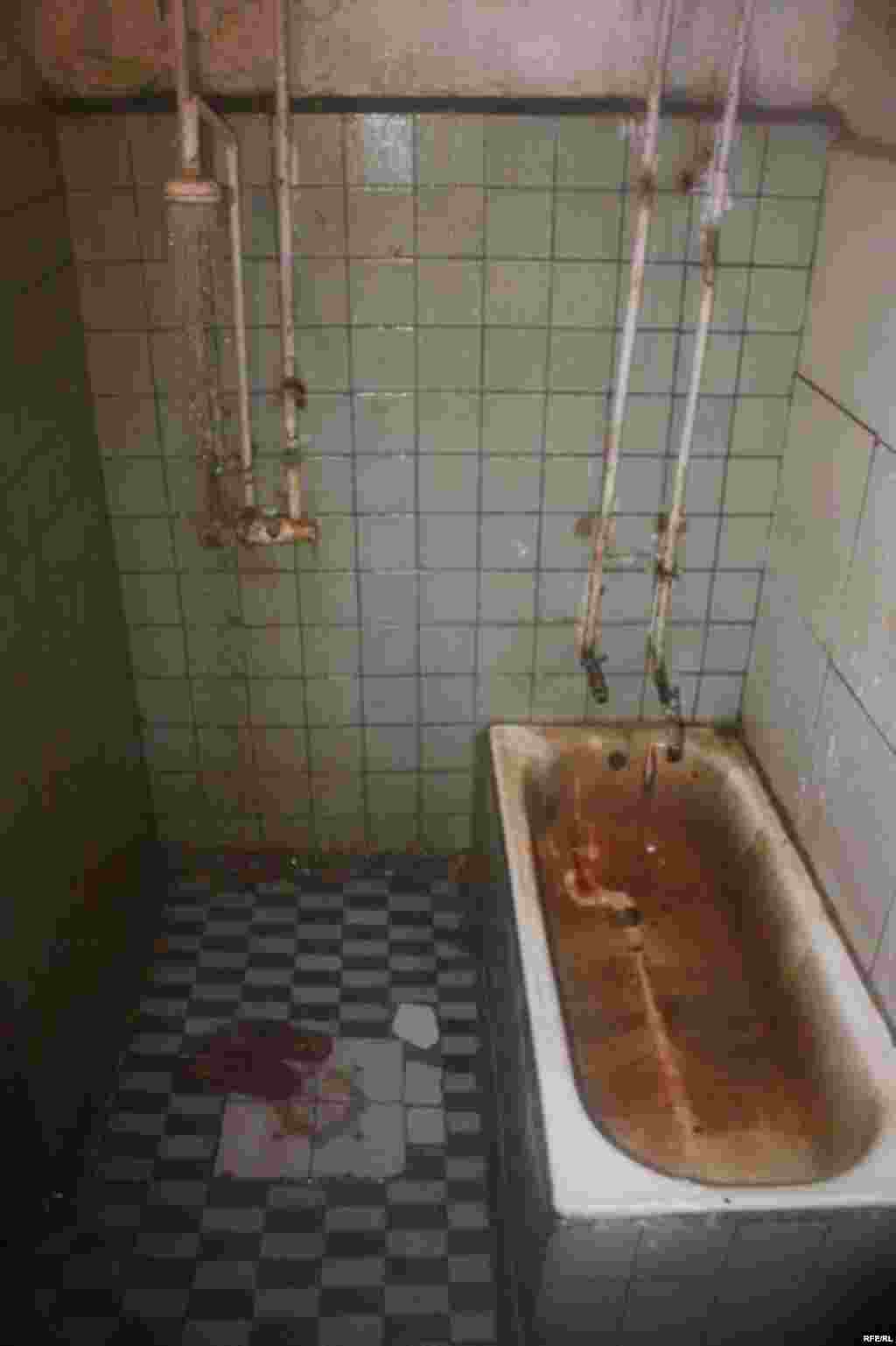 Hamam özü də kirlənir #10