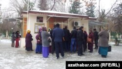 Dollar nobaty. Arhiw suraty