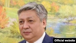 Эрлан Абдылдаев.