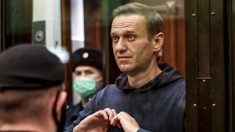 «Вот что значит неудачно намазать трусы "Новичком"» — Навальный отметил второй день рождения в тюрьме 
